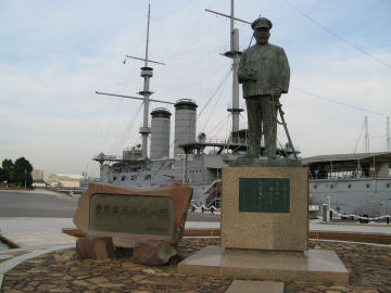 東郷平八郎銅像